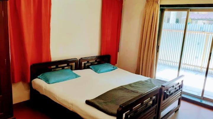 Nivritti Villa Matheran Exteriér fotografie
