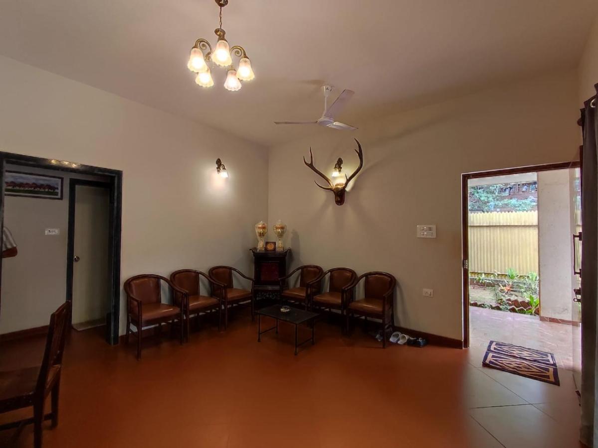 Nivritti Villa Matheran Exteriér fotografie