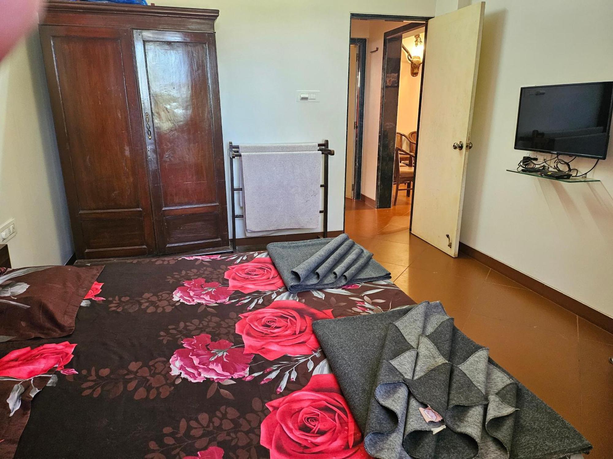 Nivritti Villa Matheran Exteriér fotografie