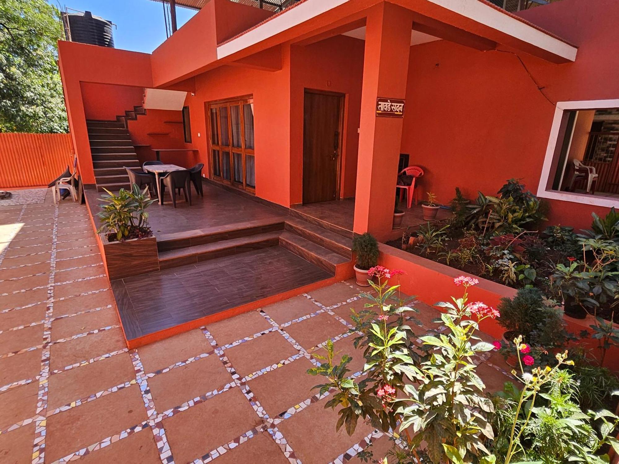 Nivritti Villa Matheran Exteriér fotografie